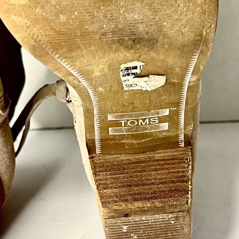 Toms Lunata Suede Block Heel booties Size 7 - Picture 9 of 9